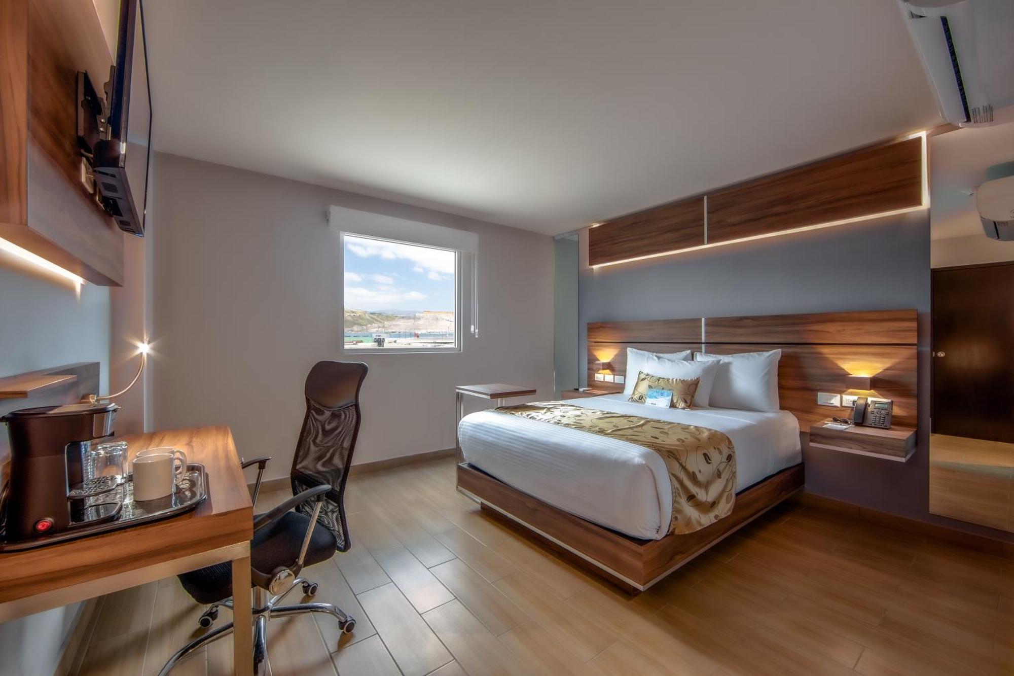Sleep Inn Tijuana Bagian luar foto